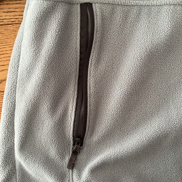 North face fleece - Picture 3 of 4